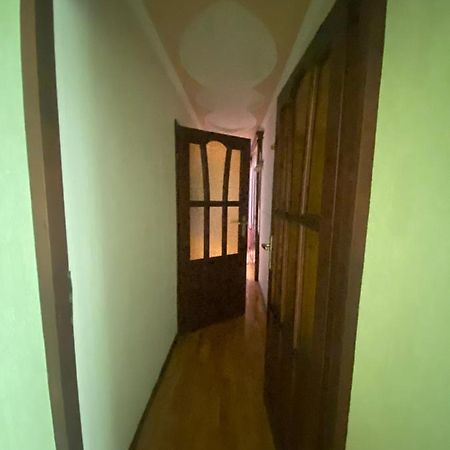 Просторі Та Комфортні Апартаменти «Д.І.М.» Kamianets-Podilskyi Εξωτερικό φωτογραφία