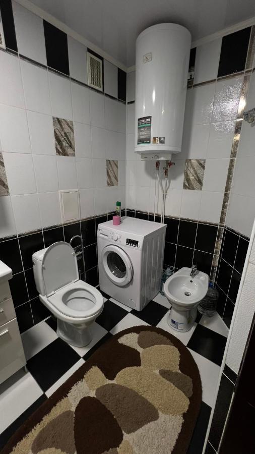 Просторі Та Комфортні Апартаменти «Д.І.М.» Kamianets-Podilskyi Εξωτερικό φωτογραφία